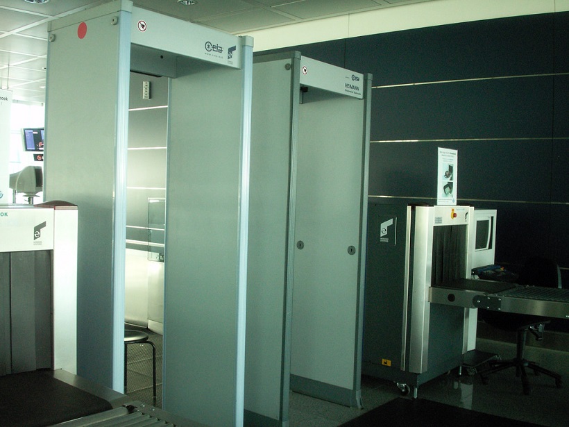 uk airport airport security