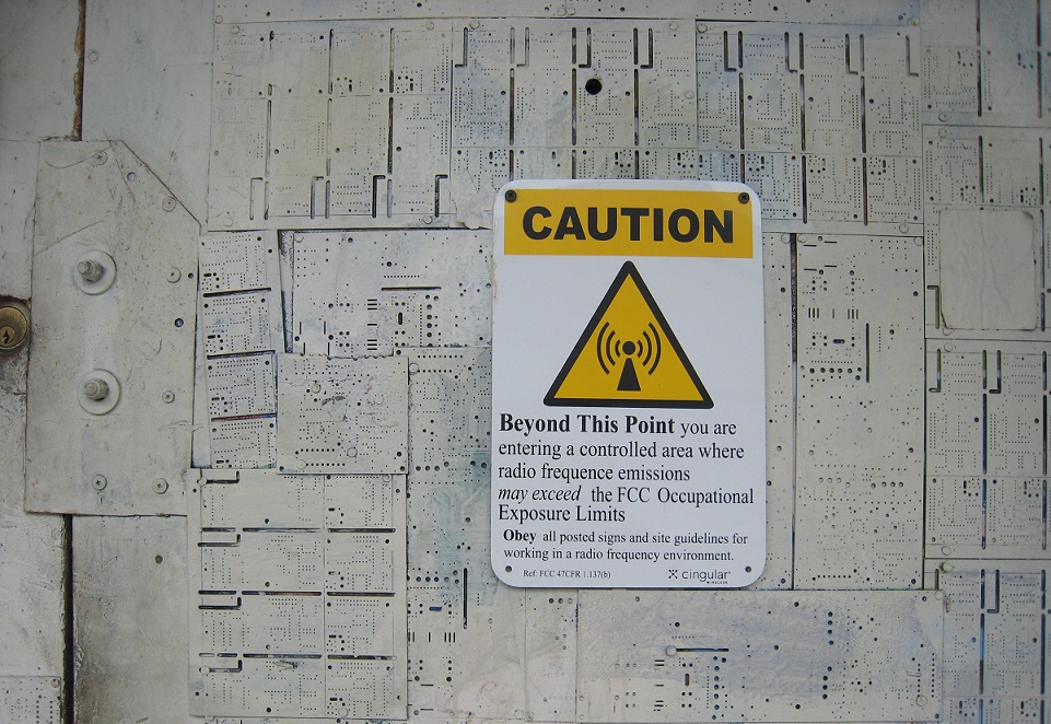 Photo: Wikimedia elizalO spectrum sharing