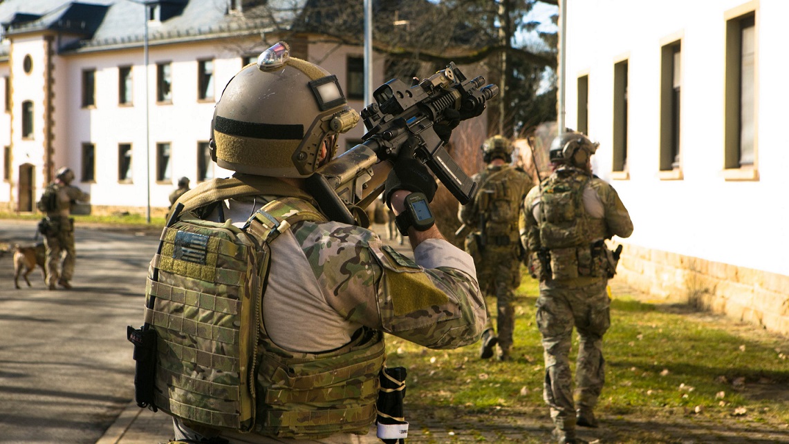 Cutting Edge: U.S. Marines, Army Special Forces prepare for Crisis Scenarios