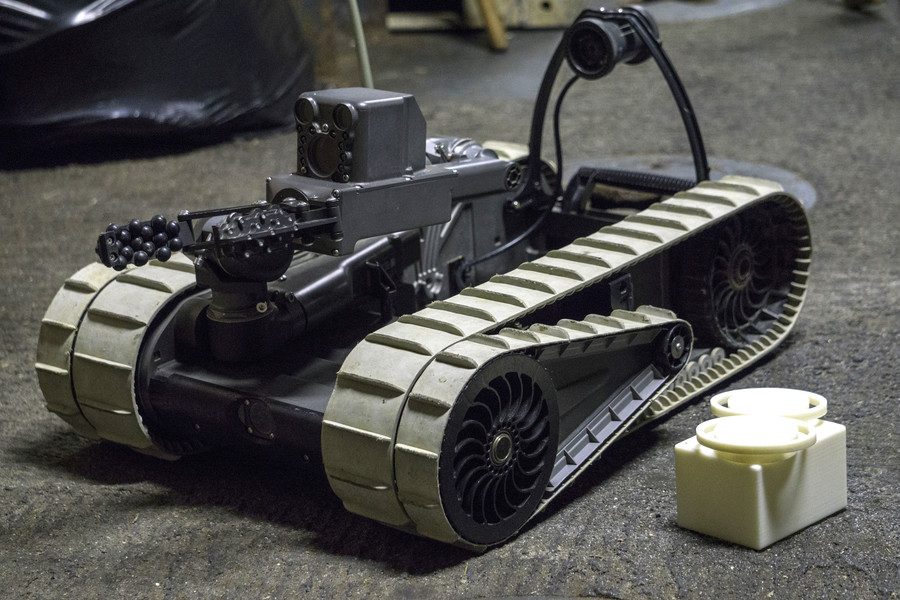 המשימה: ללמד רובוטים לנוע בשדה הקרב