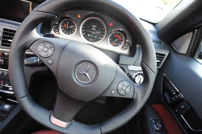 Photo illustration Wikipedia Richardcavell- self-driving vehicles