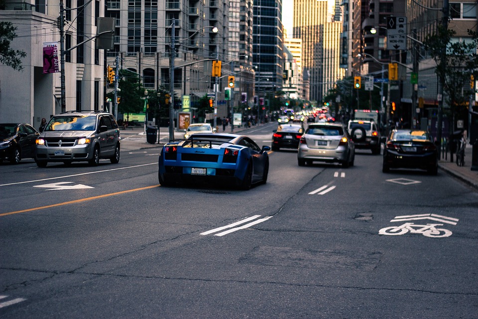 cars v2x illustration v2X