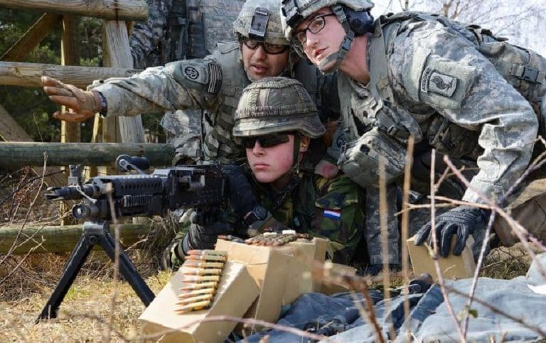 Photo illust. US Army