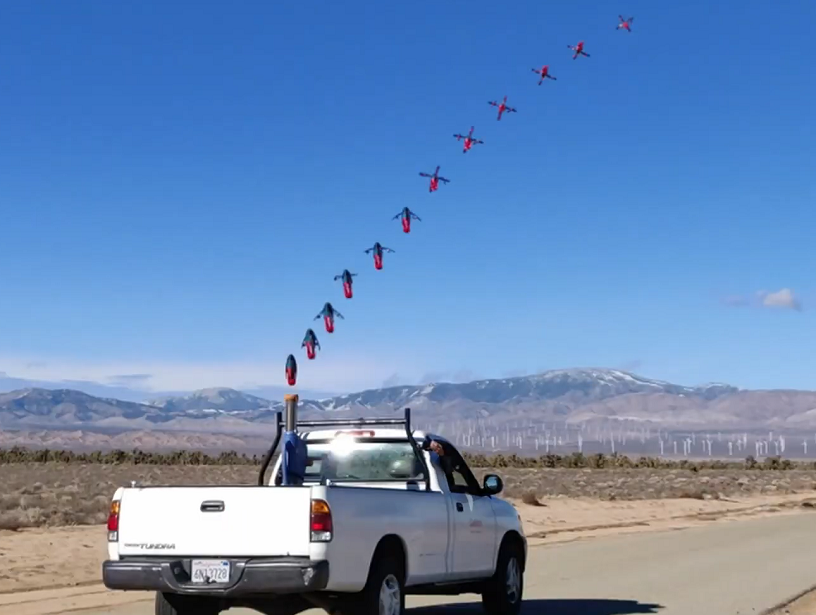 רחפן מתקפל שניתן לשגר מכל מצב foldable quadcopter