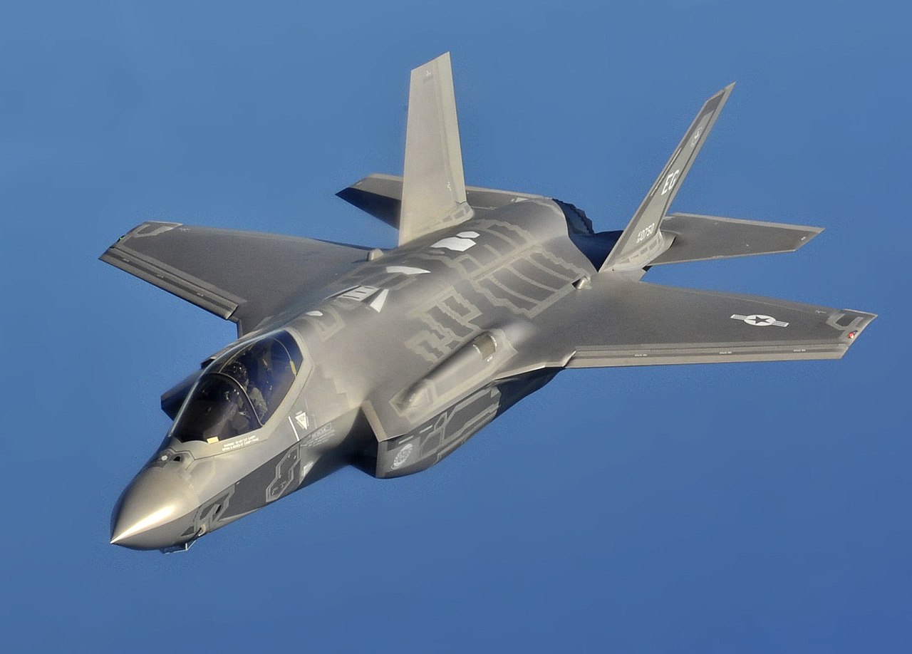 Photo illust. US Air Force F-35 simulation