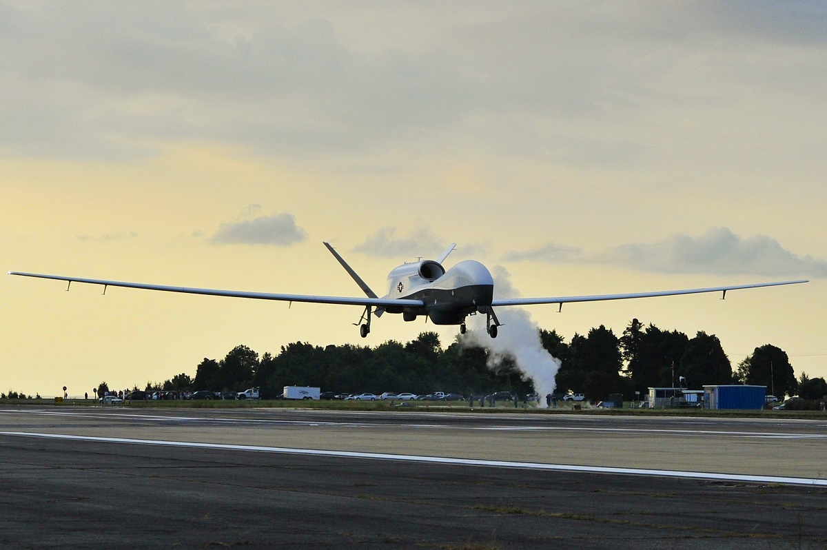 140918-N-JQ696-147
