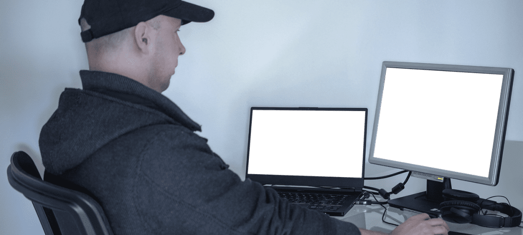 Computer screen illustration by PIXABAY