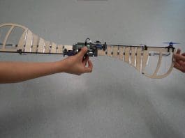 רחפן מונוקופטר זריז עם כנפי אוריגמי מתקפלות image from video https://www.youtube.com/watch?v=oHlbp19UiG0&ab_channel=AIRLab%28SUTD%29
