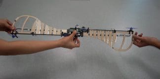 רחפן מונוקופטר זריז עם כנפי אוריגמי מתקפלות image from video https://www.youtube.com/watch?v=oHlbp19UiG0&ab_channel=AIRLab%28SUTD%29