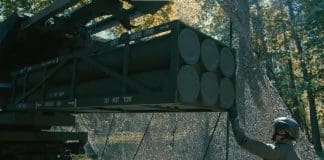 מערכת GMARS לשיגור טילים של לוקהיד מרטין image from video https://www.youtube.com/watch?v=BP5sDdlLojU&ab_channel=Rheinmetall%E2%80%93DerintegrierteTechnologiekonzern