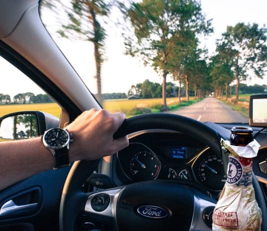 Face-Detecting Camera Can Recognize Drunk Drivers images provided by pixabay