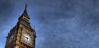 רובוט חדשני יכול לקפוץ גבוה יותר מהביג בן image provided by pixabay