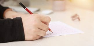 AI in Schools – Tests Can’t Detect AI Answers image provided by pixabay