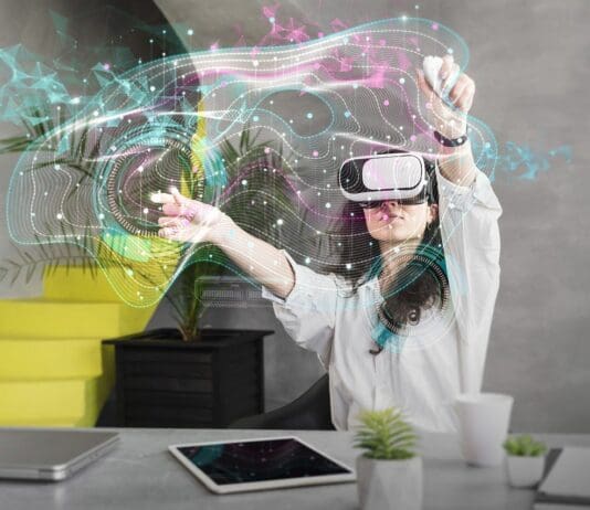 Microsoft and Anduril Team Up to Develop Smart Army Goggles Image by Pixabay