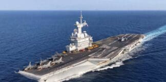 נושאת מטוסים גרעינית מוכנה למשימה באזור האינדו-פסיפי Image by Wikimedia (public domain)