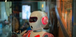 מערכת דימות חדשה מאפשרת לרובוטים "לראות" לתוך קופסאות בעזרת גלי מילימטר Image by Unsplash