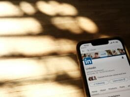 LinkedIn Faces Lawsuit Over Privacy Violations in AI Training Practices Image by Pexels