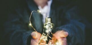 Boost Your Startup with an Article on iHLS – Sale for the New Year Image by Unsplash