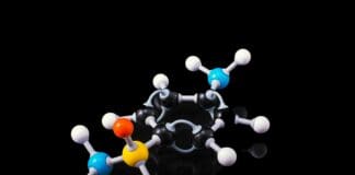 מודל AI חוזה תכונות של חומרים באופן מדויק עם נתונים מוגבלים Image by Unsplash