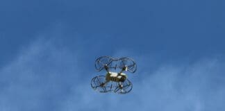 רחפן מזערי מנווט בסביבות מורכבות במהירות גבוהה Image by Pixabay