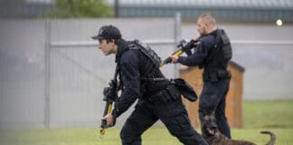 השירות החשאי בחיפוש אחר רובים טובים יותר כדי לשפר את יכולות ההגנה