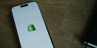 תוסף פרטיות של שופיפיי חשף מאות חנויות לסיכוני אבטחה חמורים