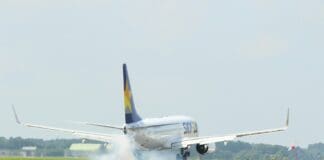 בטון מוקצף מהפכני משדרג את בטיחות מסלולי הנחיתה עבור נחיתות חירום