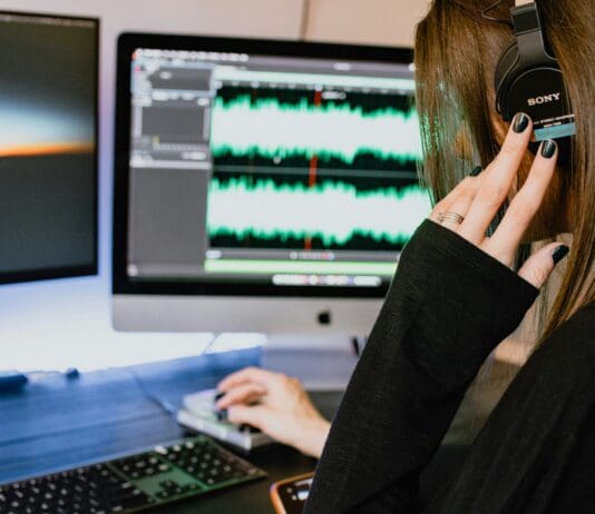 New Study Finds AI Voice Cloning Now Nearly Indistinguishable from Real Speech