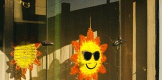 חכם בשמש – החיישן השקוף שיזהיר אותך לפני שתישרף