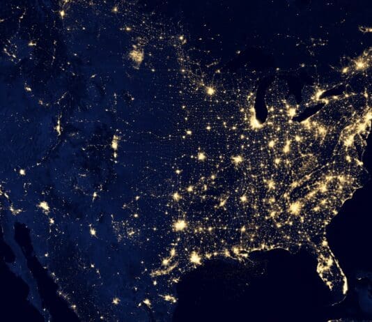 מעקב אחר יתושים ושיטפונות מהחלל