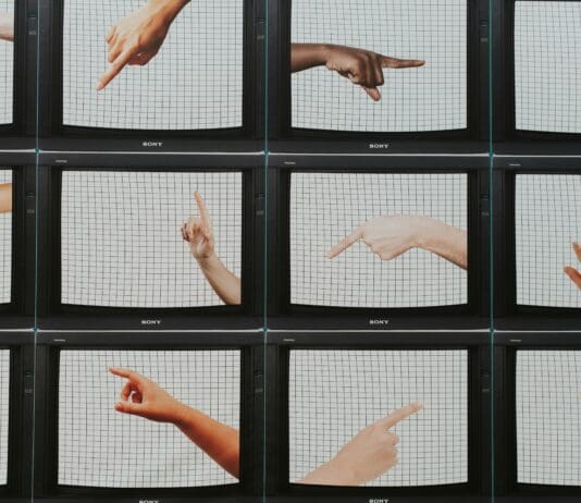 The Good Side of AI: Converting Speech into Sign Language