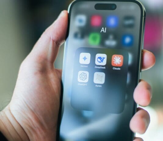 Microsoft Flags AI Metadata Flaw That Could Expose Private Conversations