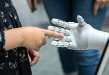 New Wearable Links Human Gestures to Machines