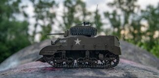 חזק יותר, מהיר יותר, חכם יותר: עידן חדש לרכב הלחימה המודרני