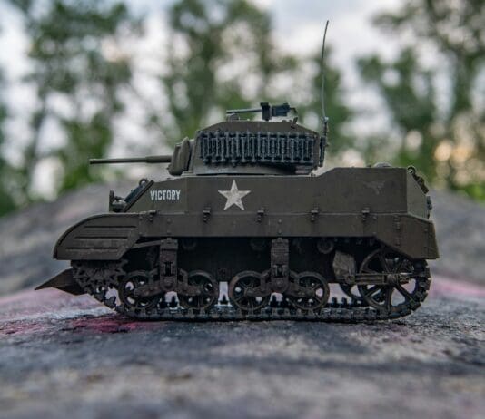 חזק יותר, מהיר יותר, חכם יותר: עידן חדש לרכב הלחימה המודרני