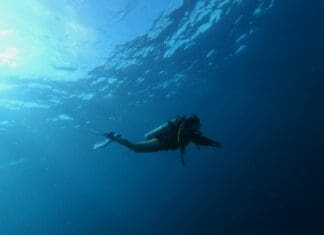 טכנולוגיה לבישה מקלה על משימות תת־ימיות והופכת אותן לבטוחות יותר
