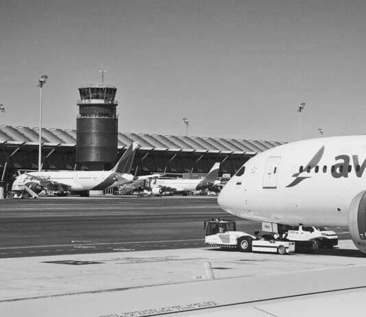 Why Modern Airspace Needs Smarter Radars, Not More of Them
