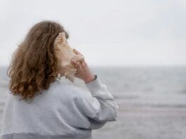 לראות בלי לשדר: חישה תת־ימית שקטה לדור הבא