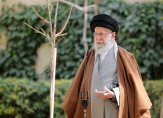 מצלמות, דאטה ושיבושי תקשורת: הטכנולוגיה שמאחורי חיסול חמינאי Image by Wikimedia (Creative Commons)