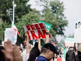 Prayer Apps Hacked, News Sites Hijacked: Cyber Warfare in the Iranian War