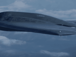 A Bomber That Can Slip Through Advanced Defenses Image from MegaBuilds on YouTube
