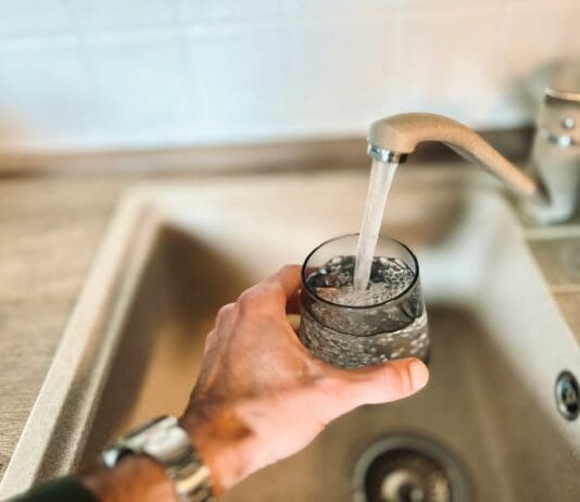 A Shake-Powered Capsule Could Help Deliver Safer Water Anywhere