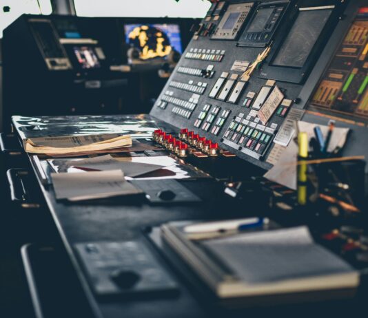 This AI System Connects Reports, Intelligence, and Risks Into One Dashboard