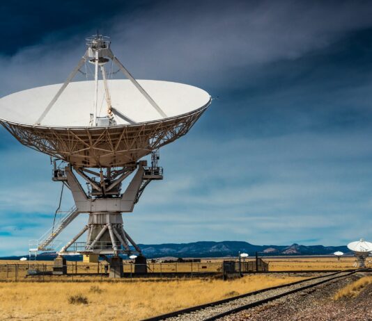 The New Weapon That Disables Satellites Without a Missile