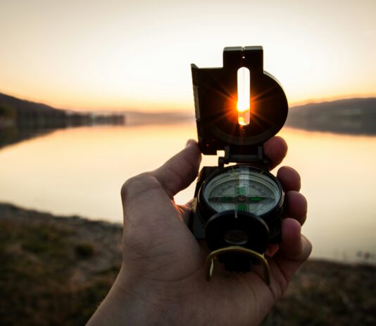 A Tiny Levitating Gyroscope Could Make GPS-Free Navigation More Accurate