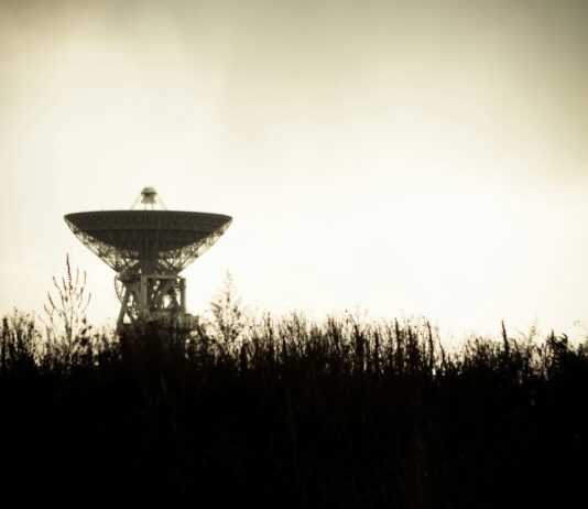 This Radar Can Watch the Sky Without Giving Away Its Position
