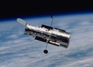 Starship Just Put 26 Satellites in Orbit—Keeping Them Safe Is the Next Challenge